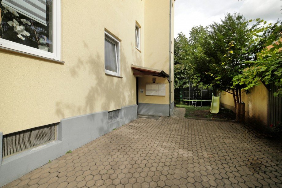 Aussenansicht Mehrfamilienhaus Augsburg