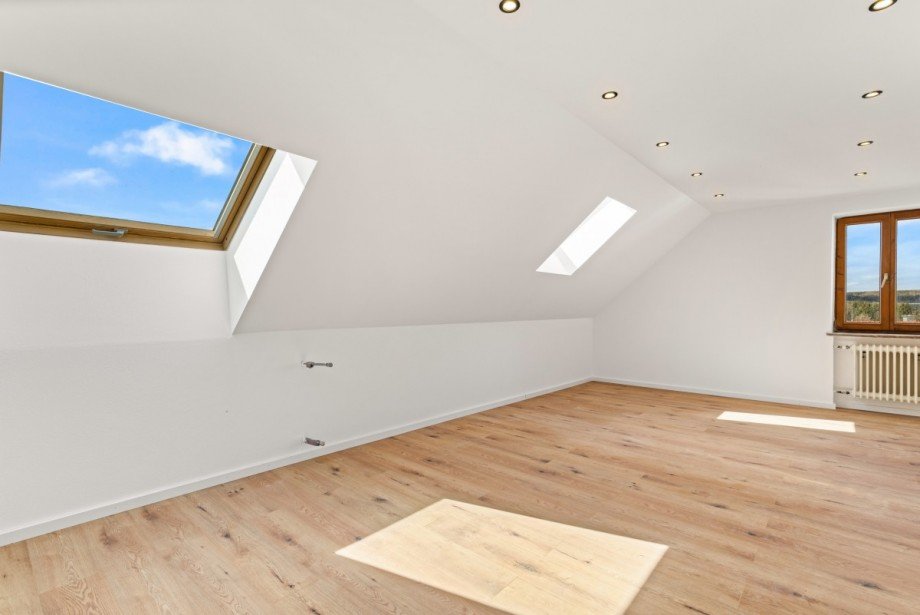 Dachgeschoss Mehrfamilienhaus Zusmarshausen