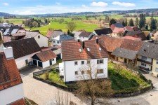 Hauptbild 3 Familienhaus im Zentrum Zusmarshausen
