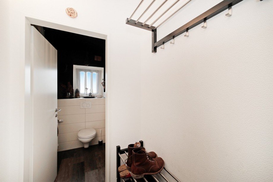 Garderobe mit G�ste WC Etagenwohnung Augsburg