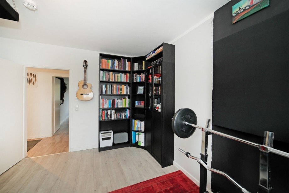 Kinderzimmer / 2. Schlafzimmer Etagenwohnung Augsburg