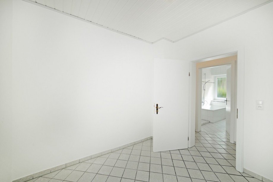 Wohnung EG rechts Mehrfamilienhaus Augsburg