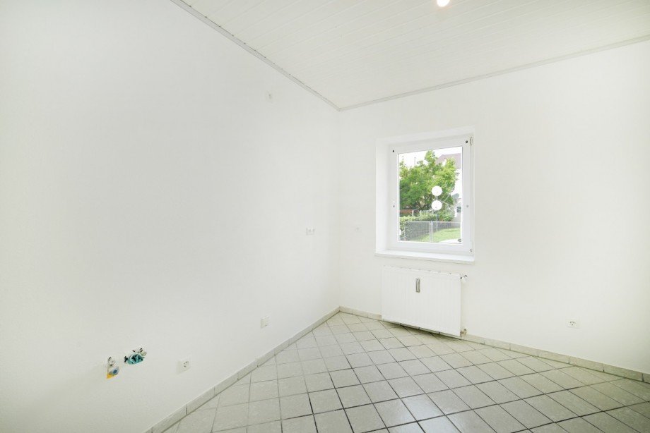 Wohnung EG rechts Mehrfamilienhaus Augsburg