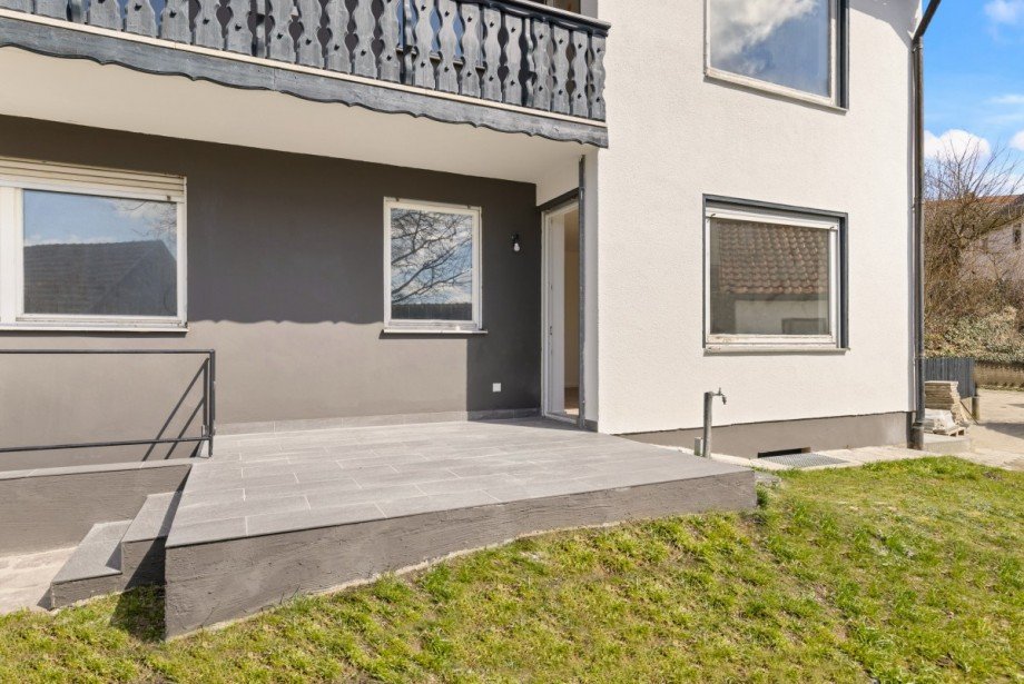 Terrasse Mehrfamilienhaus Zusmarshausen