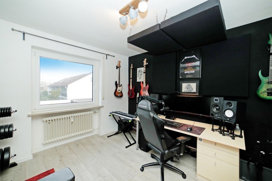 Kinderzimmer / 2. Schlafzimmer Etagenwohnung Augsburg